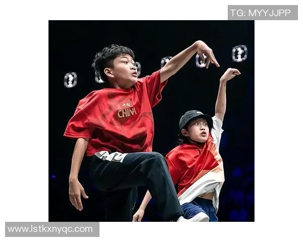 重庆街舞队荣登全国街舞意识排行榜第五名展现实力与魅力